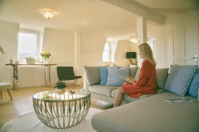 Luxury treatment room at Paracelsus Recovery