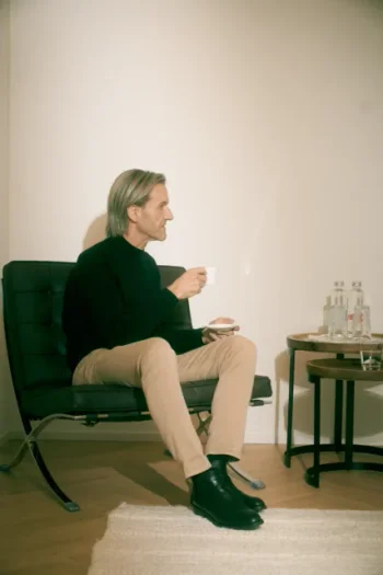 One-on-one therapy session at Paracelsus Recovery