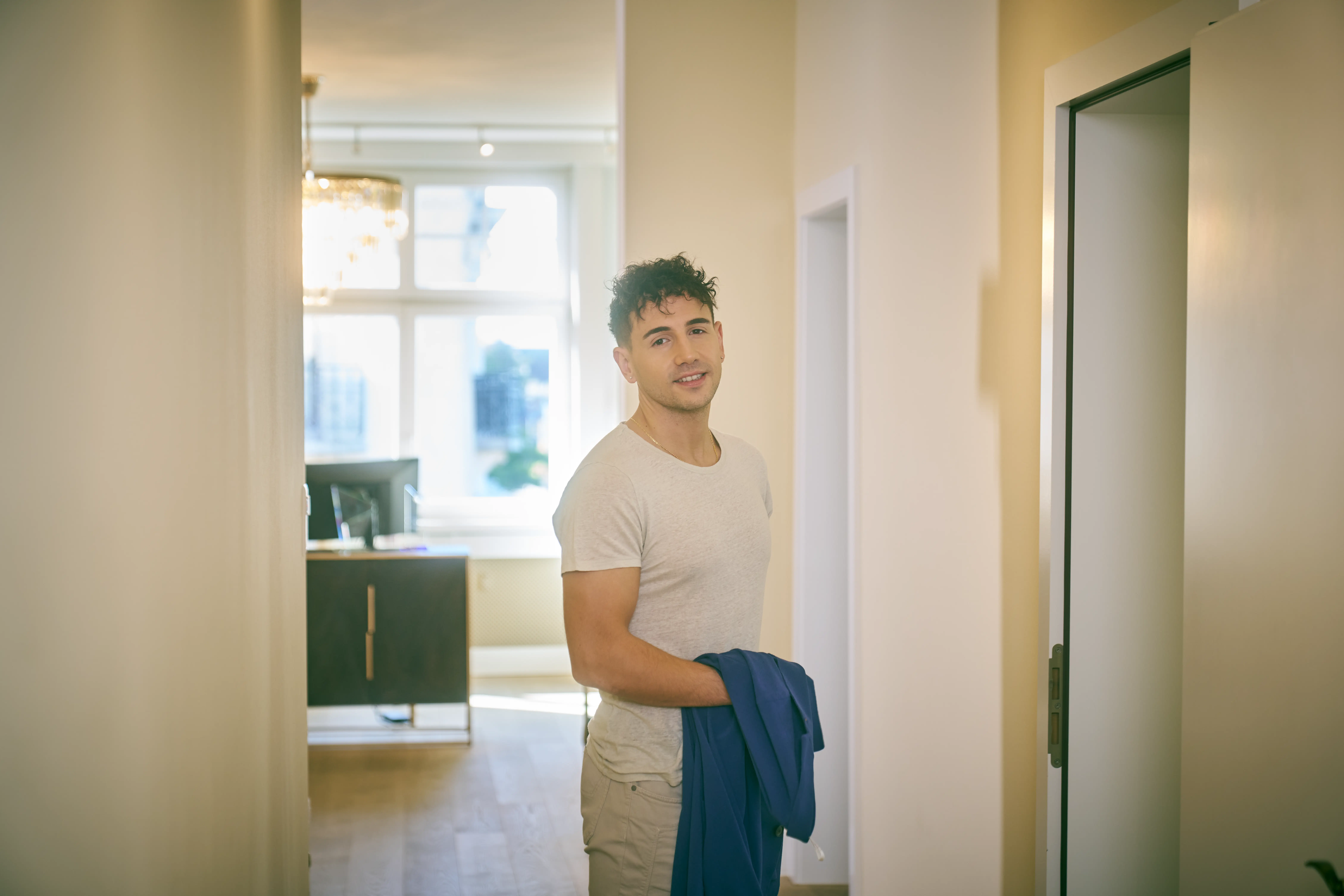 Nico Sossi, Live-In Therapist at Paracelsus Recovery