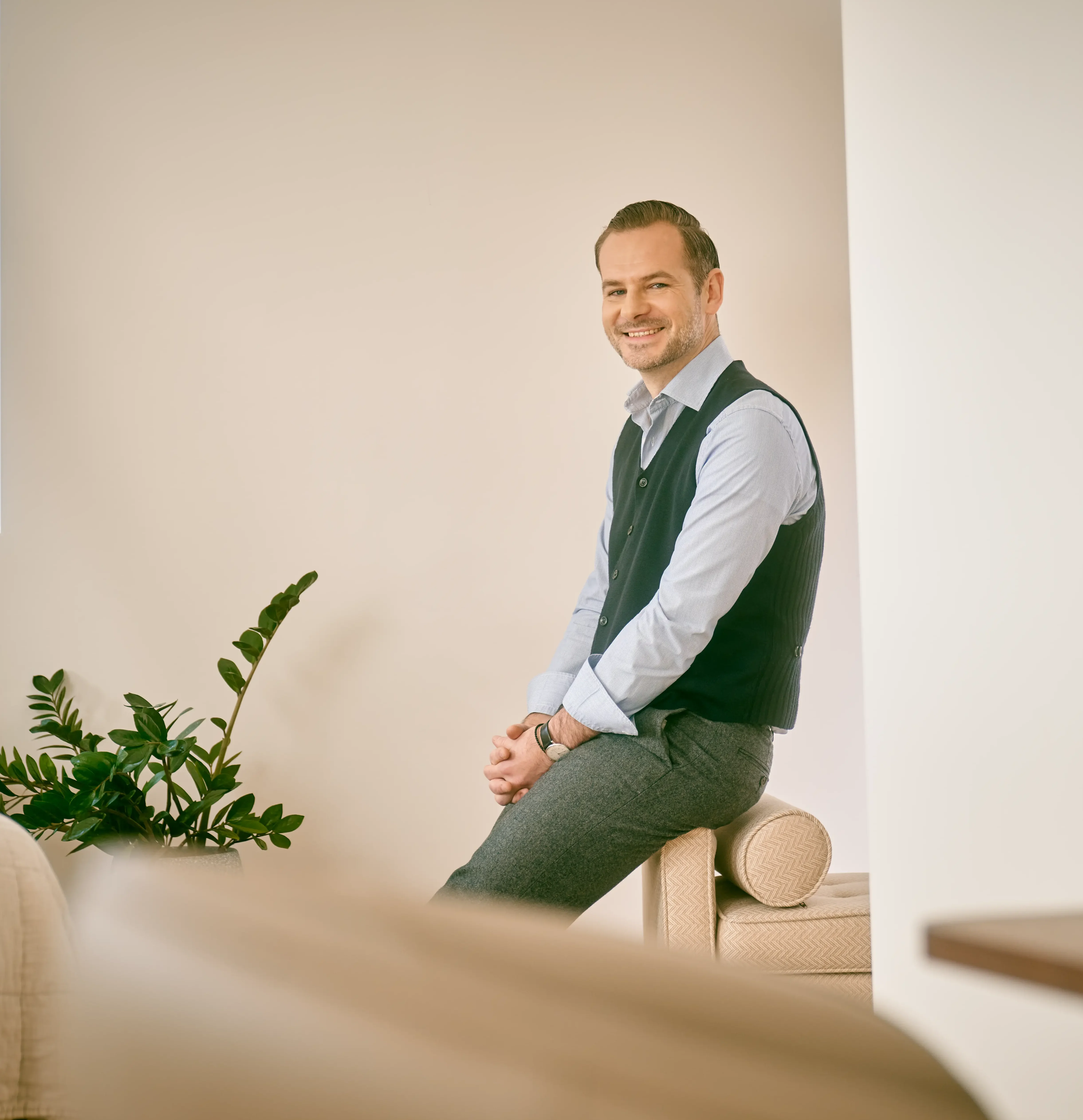 Konrad Olszewski, Psychiatrist at Paracelsus Recovery